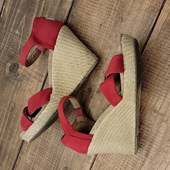 Toms Shoes - TOMS Red Wedges Sandals sz 9